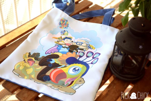 Totebag artesanal hecha a mano con ilustración de Up, pelicula de pixar