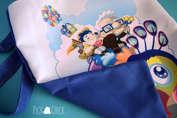 Totebag artesanal hecha a mano con ilustración de Up, pelicula de pixar